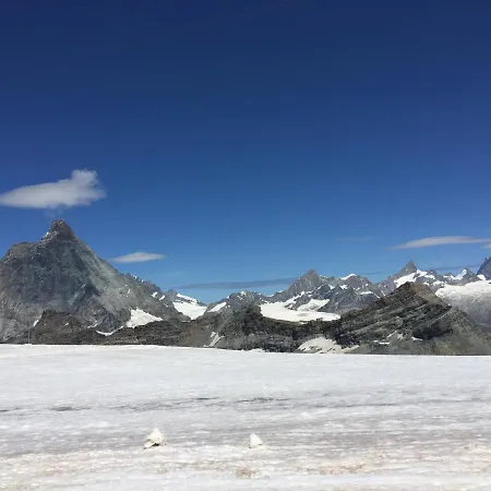 Complesso I Dadi - Cielo Alto * Breuil-Cervinia